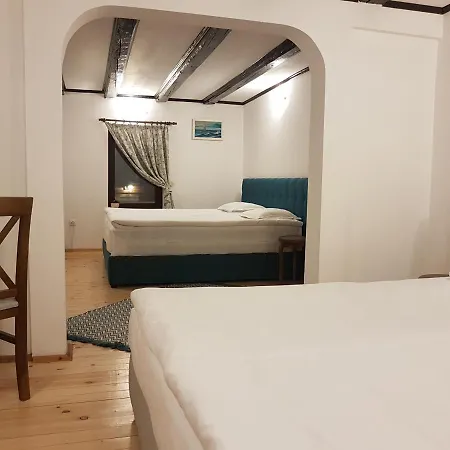 Algarte Villa Madzhare