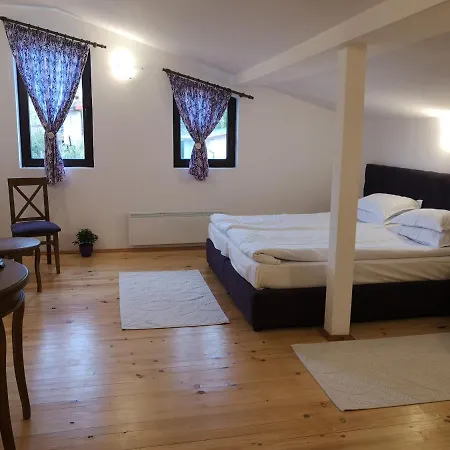 Algarte Villa Madzhare