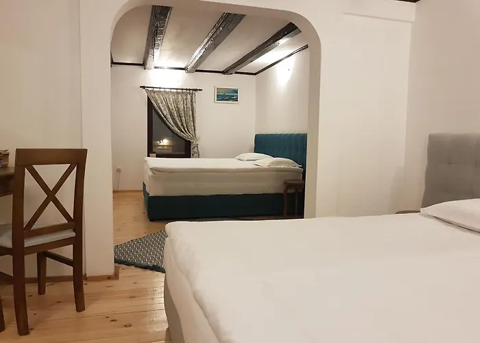 Algarte Villa Madzhare