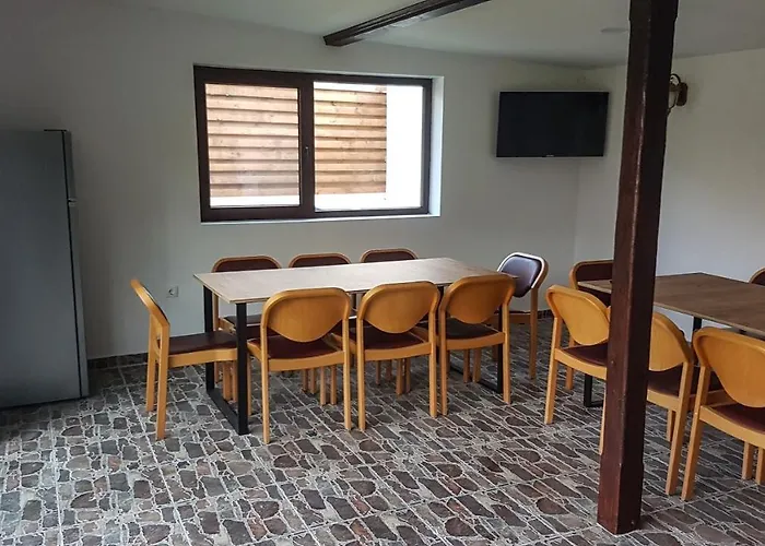 Algarte Villa Madzhare