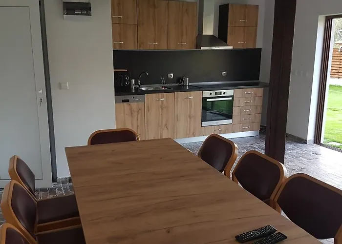 Algarte Villa Madzhare